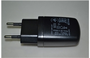 LIGHT Adapter Black Зарядній пристрій АС 100-240В-50/60Гц до смартфону
