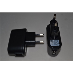BRIGHT Charger USB Зарядній пристрій АС 100-240В-50/60Гц до смартфону BRIGHT Charger USB Зарядній пристрій АС 100-240В-50/60Гц до смартфону