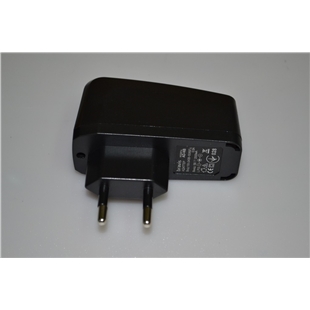 NB102 Adapter Зарядній пристрій АС 100-240В-50/60Гц до планшету